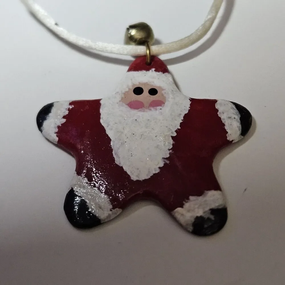 Star Shaped Red And White Santa Pendant Necklace